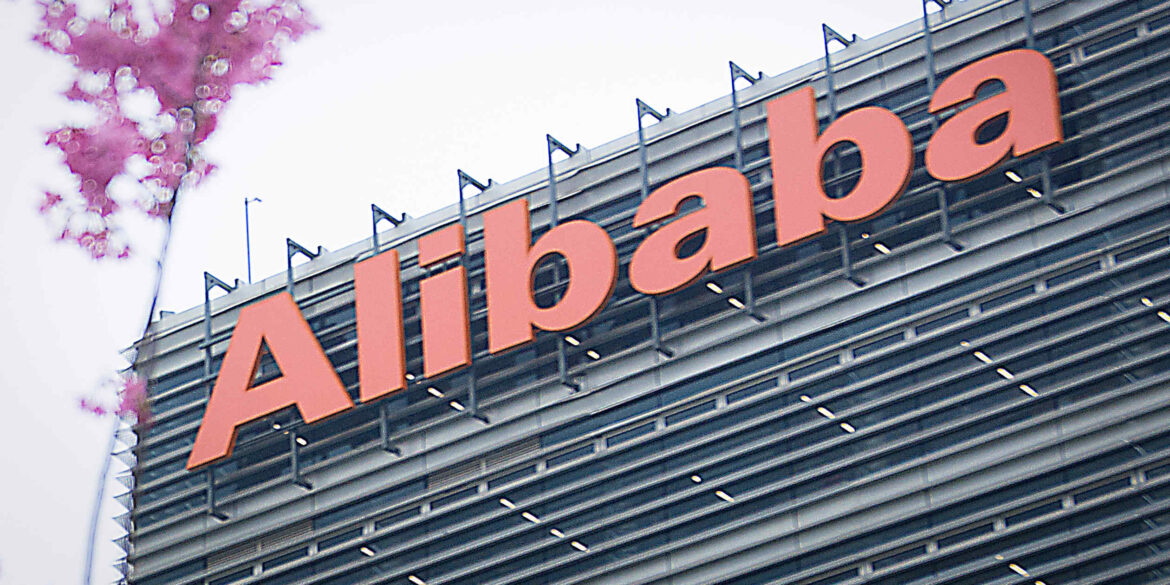 Alibaba Targetkan Pendapatan Cloud dan AI $100 Miliar dalam 5 Tahun