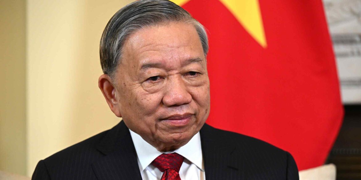Kunjungan Presiden Vietnam ke China dan Data Ekonomi India